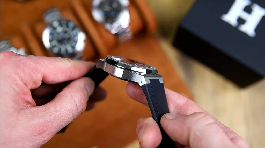Huber Novus GMT Watch Review - Timed Reviews