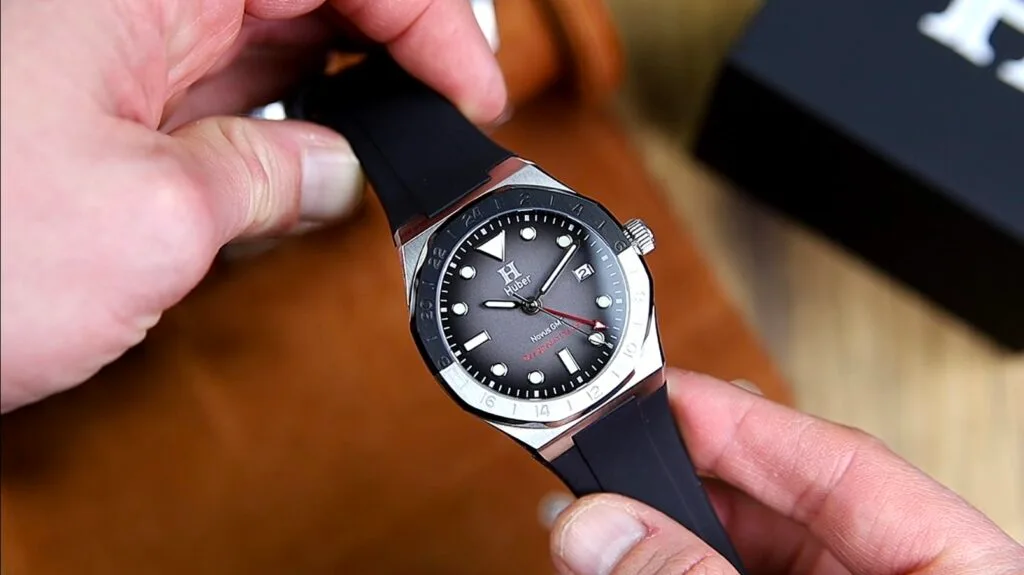 Huber Novus GMT Watch Review - Timed Reviews