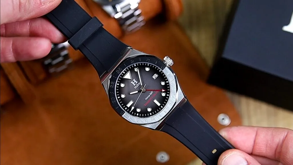 Huber Novus GMT Watch Review - Timed Reviews