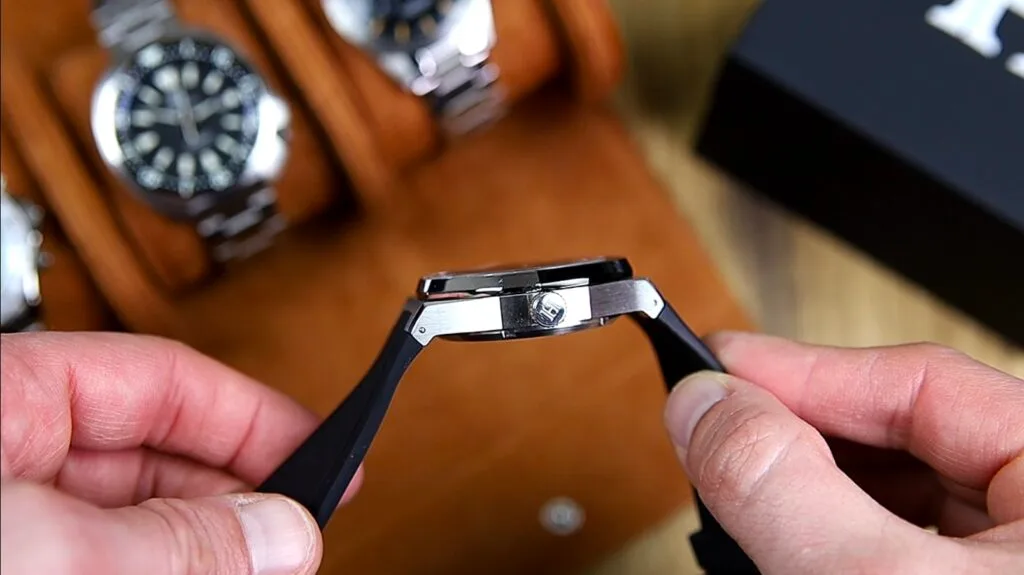 Huber Novus GMT Watch Review - Timed Reviews