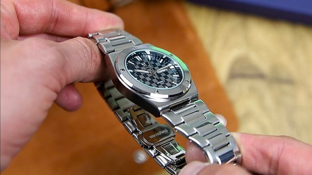 Poedagar 696 Watch Review - Timed Reviews