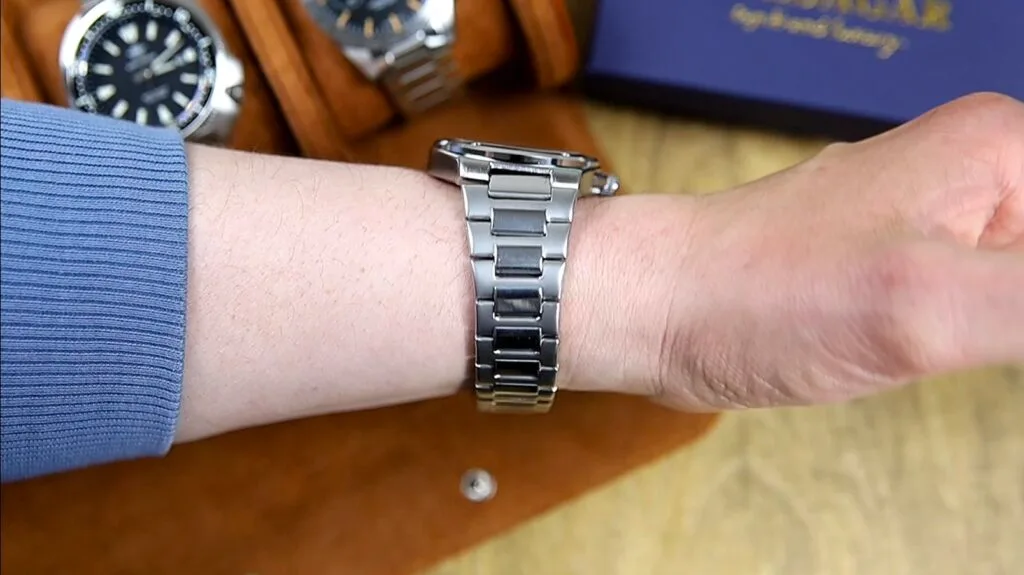 Poedagar 696 Watch Review - Timed Reviews