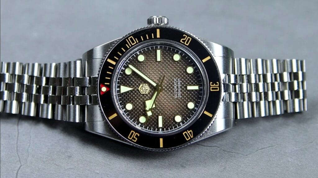 San Martin SN0128 Watch Review - Timed Reviews