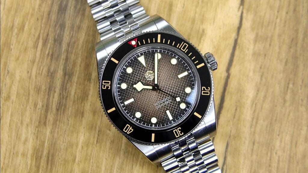 San Martin SN0128 Watch Review - Timed Reviews