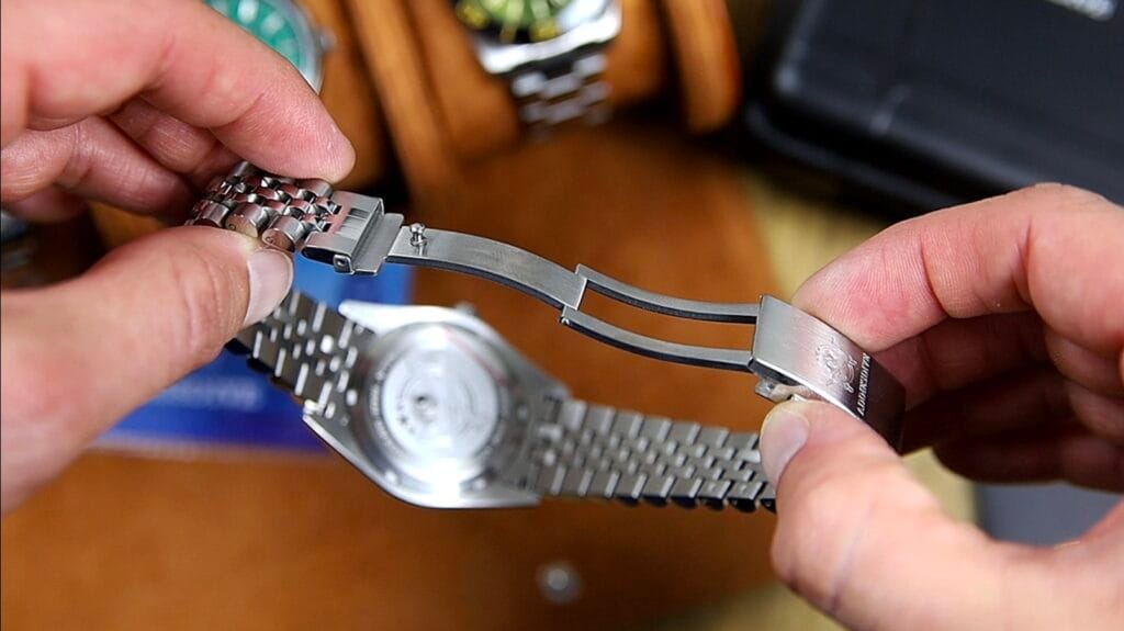 Addiesdive AD2547 Watch Review - Timed Reviews