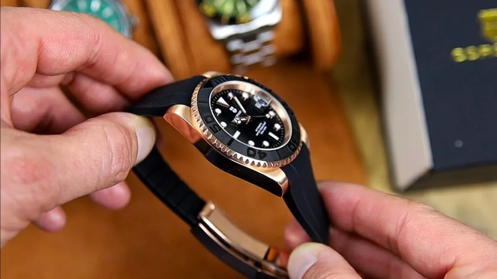 Corgeut 3002 Review – A Rose Gold Iconic Diver Homage