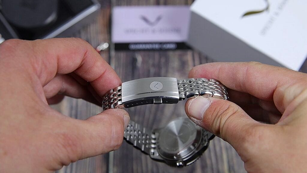 Specht and Sohne SP0033 Watch Review - Timed Reviews