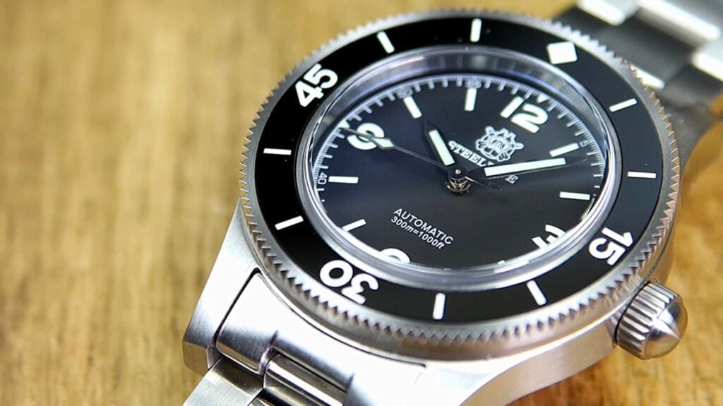 Steeldive SD1952 Watch Review - Timed Reviews