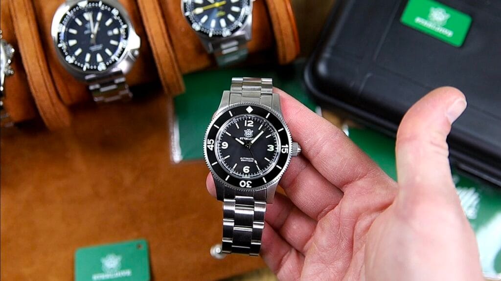 Steeldive SD1952 Watch Review - Timed Reviews