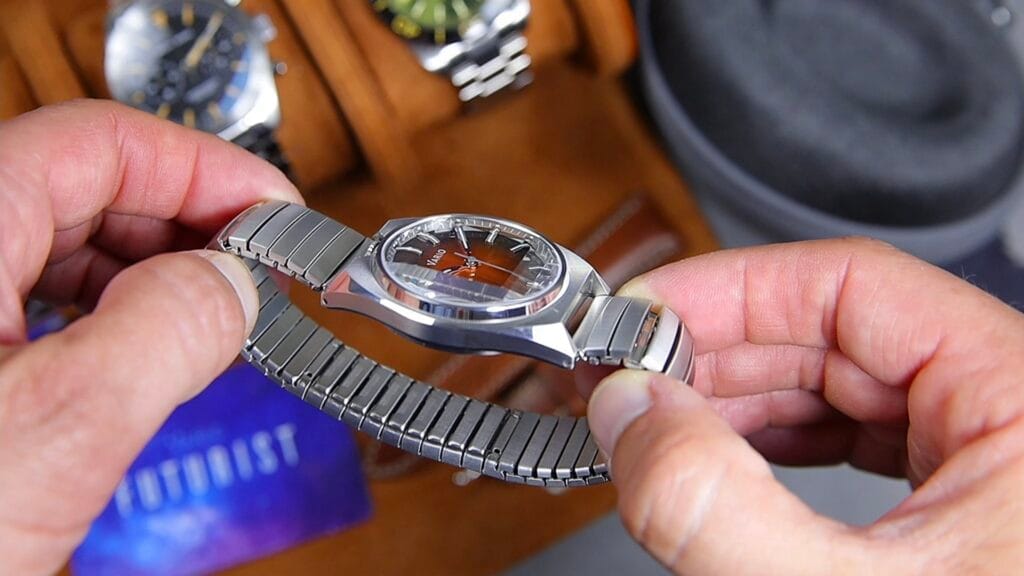 Vario Futurist Watch Review - Timed Reviews
