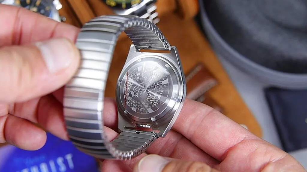 Vario Futurist Watch Review - Timed Reviews