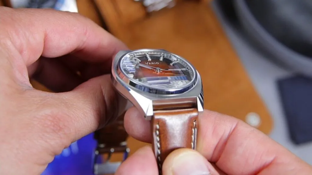 Vario Futurist Watch Review - Timed Reviews