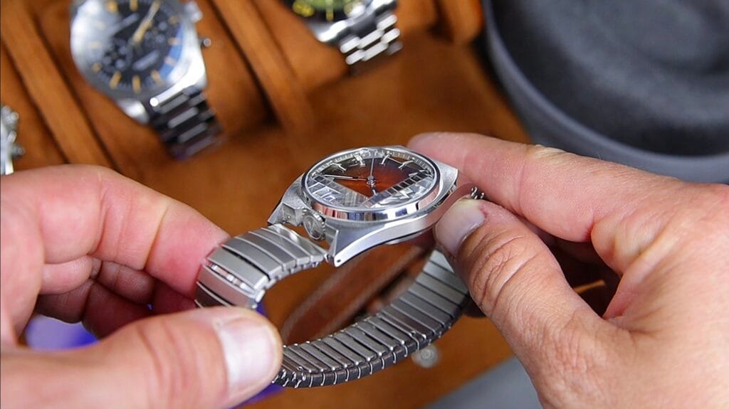 Vario Futurist Watch Review - Timed Reviews