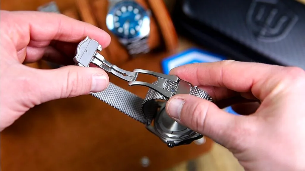 Watchdives WD007Q Titanium Watch Review - Timed Reviews