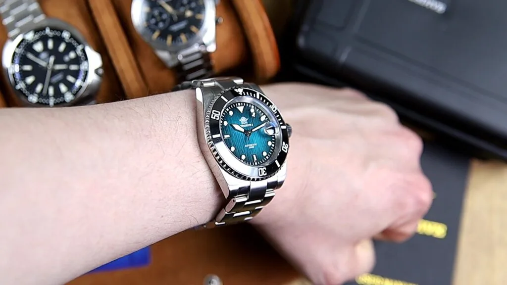 Addiesdive AD2536 Review – A Gradient Diver With Strong Lume
