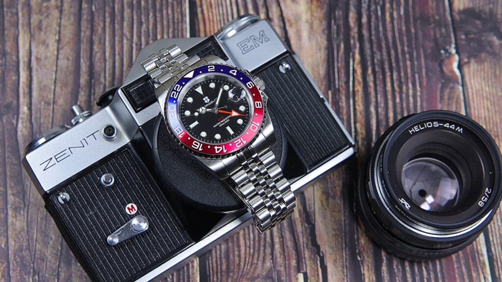 Corgeut GMT Watch Review - Timed Reviews