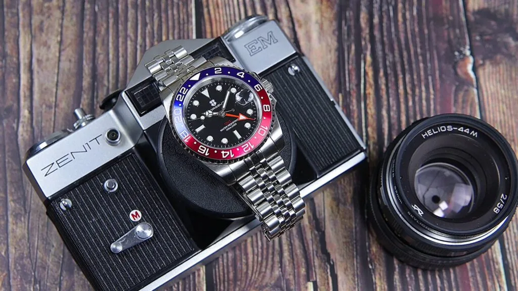 Corgeut GMT Watch Review - Timed Reviews