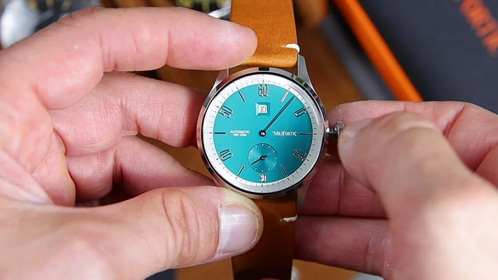 Milifortic R088 Jumping Hour Watch Review - Timed Reviews