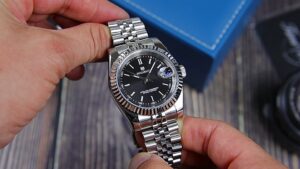 Macarlon 1711 Watch Review - Timed Reviews