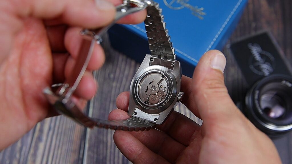 Macarlon 1711 Watch Review - Timed Reviews