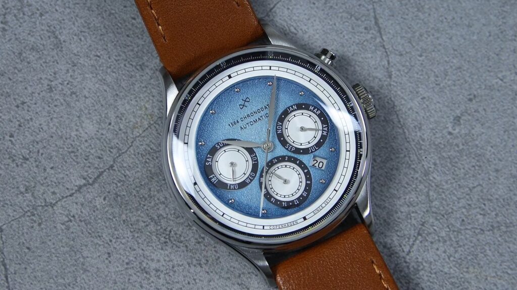 AV86 1564 Chronodate Automatic Watch Review - Timed Reviews