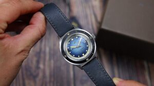 AV86 1956 Marine Automatic Watch Review - Timed Reviews