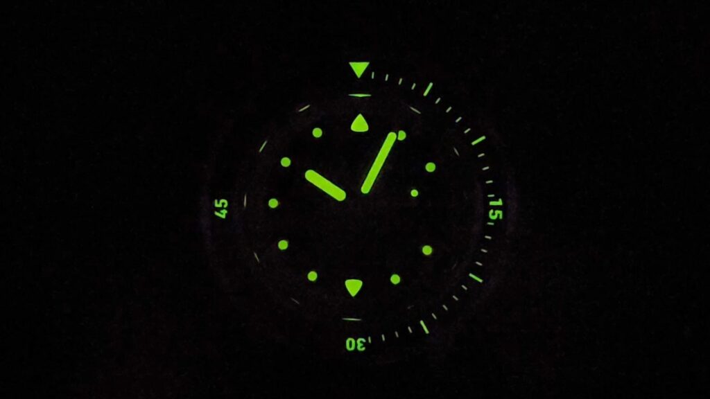 AV86 1956 Marine Automatic Watch Review - Timed Reviews