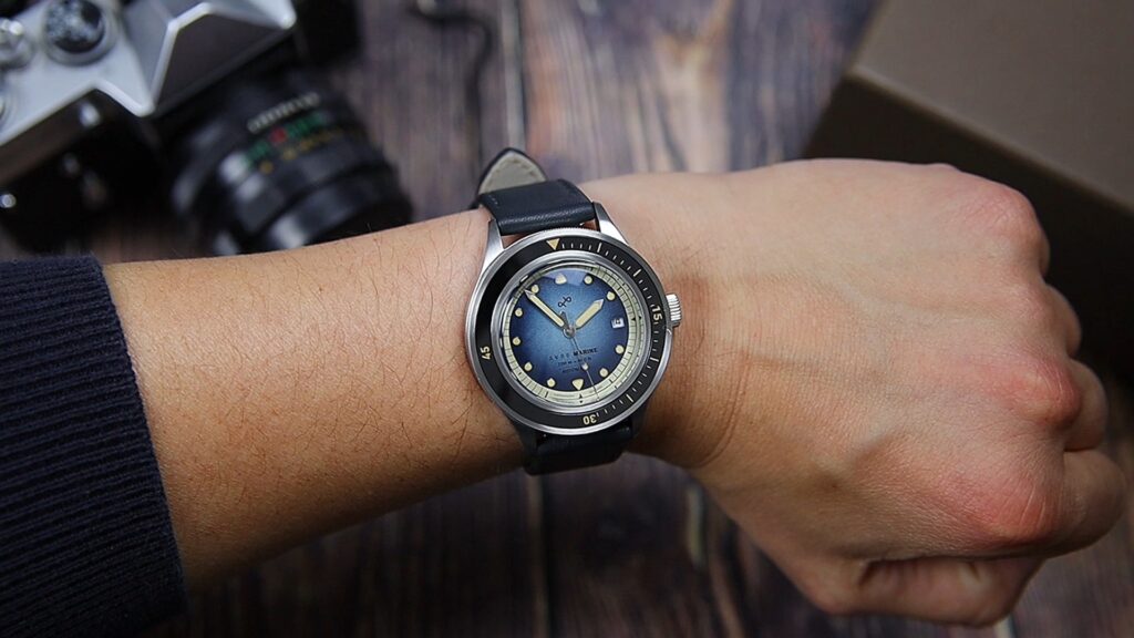 AV86 1956 Marine Automatic Watch Review - Timed Reviews
