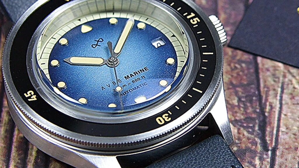 AV86 1956 Marine Automatic Watch Review - Timed Reviews
