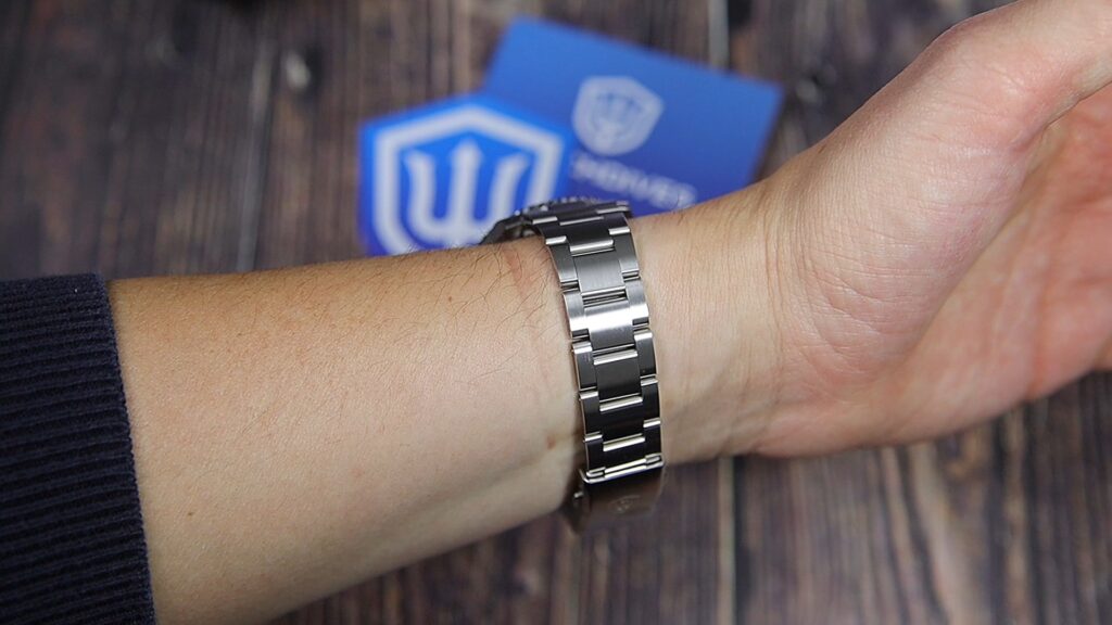 Watchdives WD1680Q v2 Watch Review - Timed Reviews