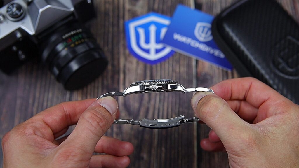 Watchdives WD1680Q v2 Watch Review - Timed Reviews